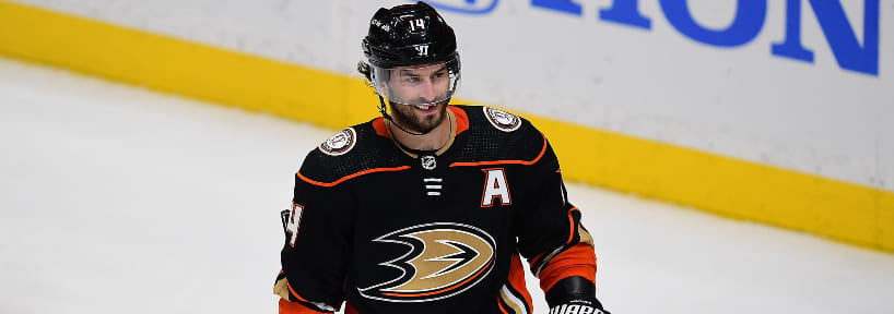 NHL Odds, Picks & Predictions: Ducks vs. Canucks (Thursday)