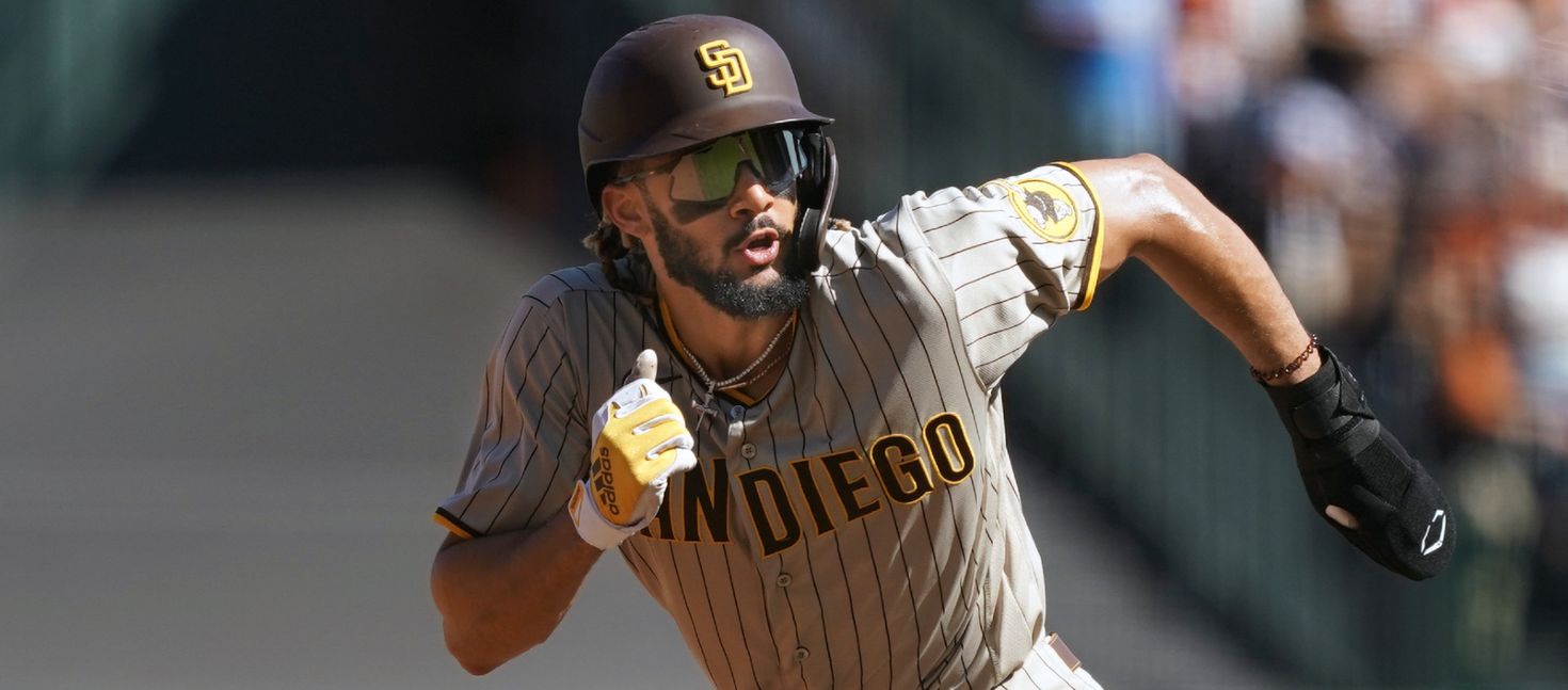 Picks, Prediction for Padres vs Giants on Monday, September 25