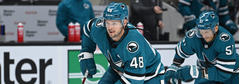 NHL Odds, Picks & Predictions: Sharks vs. Flyers (Sunday)