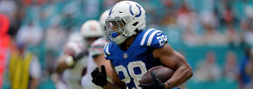 NFL Player Prop Picks: Elijah Mitchell, Cordarrelle Patterson, Jaylen  Waddle, More PrizePicks Plays For Week 8